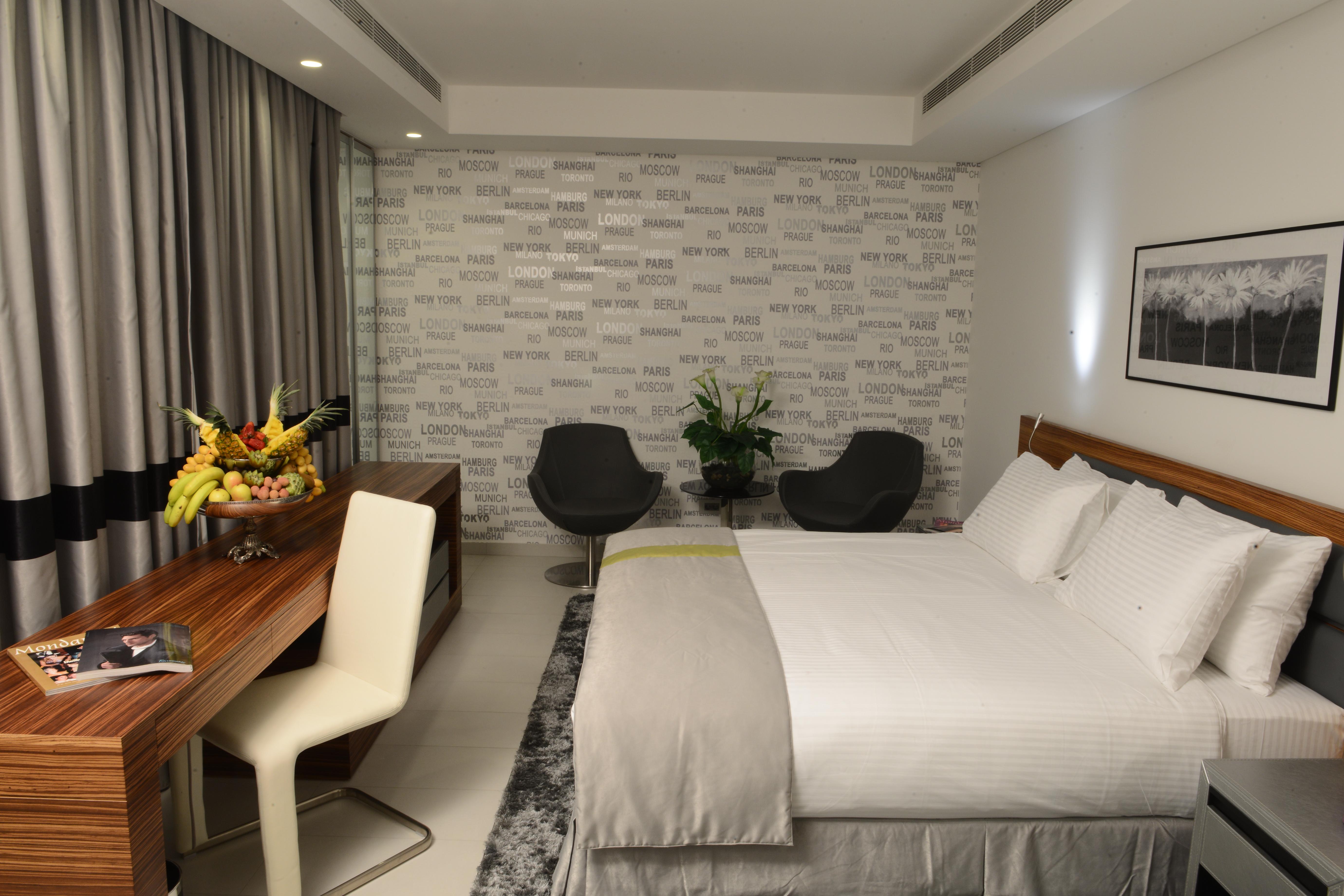 Warwick Stone 55 Hotel Beiroet Buitenkant foto