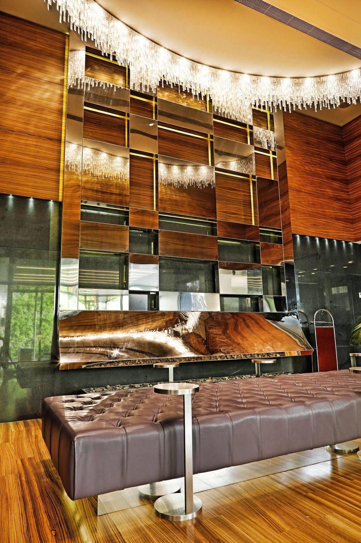 Warwick Stone 55 Hotel Beiroet Buitenkant foto